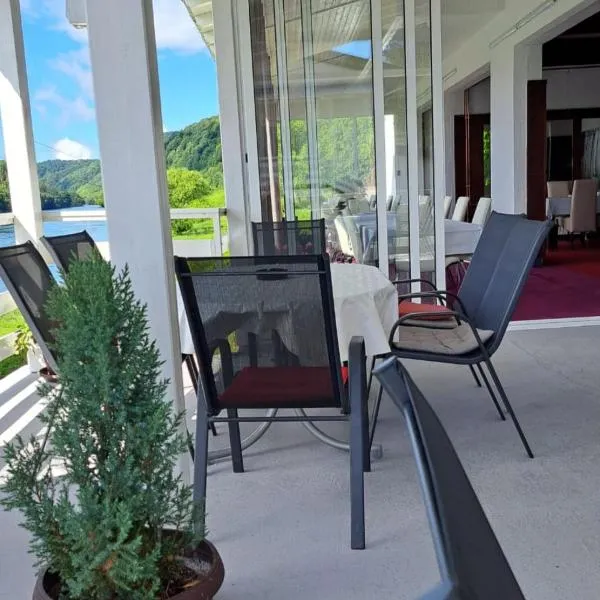 Rooms Đenadija, hotel in Hrvatska Kostajnica