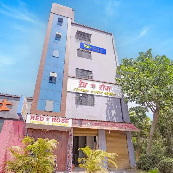 FabHotel Red Rose Palghar, hotelli kohteessa Nale Sopāra