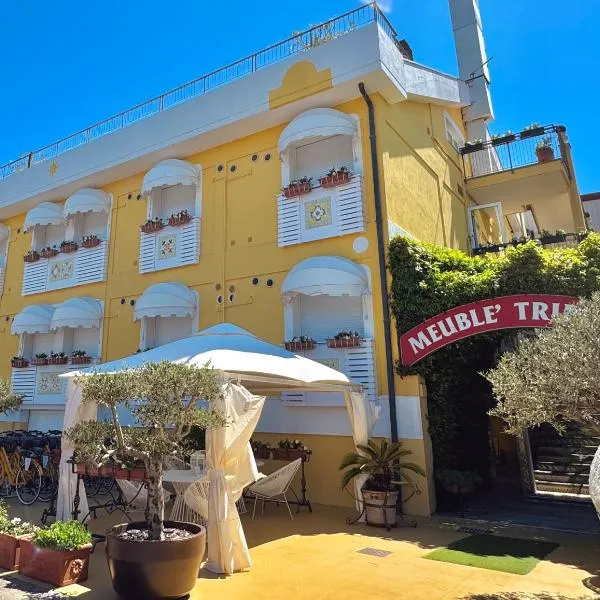 Meublè Tripoli, hotelli kohteessa Grado