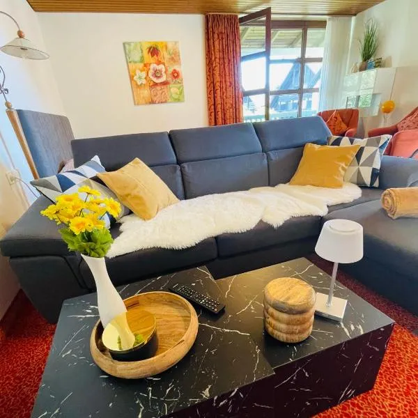 Die CLASSIQUE Suite 65qm - Viel Platz für Ihre Auszeit - Großer Eckbalkon, Badewanne, Vierbeiner- & Familien, Parkgarage - AppHaus Poseidon, хотел в Бад Грисбах