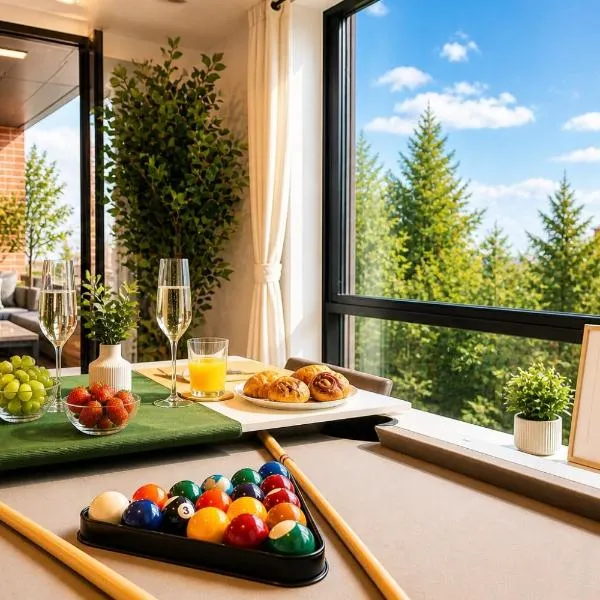 West London Residences - Private Terrace - Opposite Piccadilly Line 20min SOHO Oxford Street, hotelli kohteessa Uxbridge