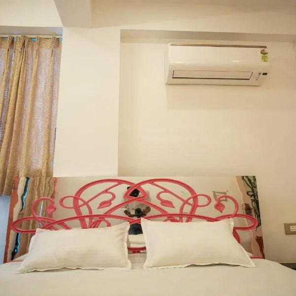 The Collectors Loft-A Luxury Private Suit Near Jaipur City Center, hotel en Jaipur