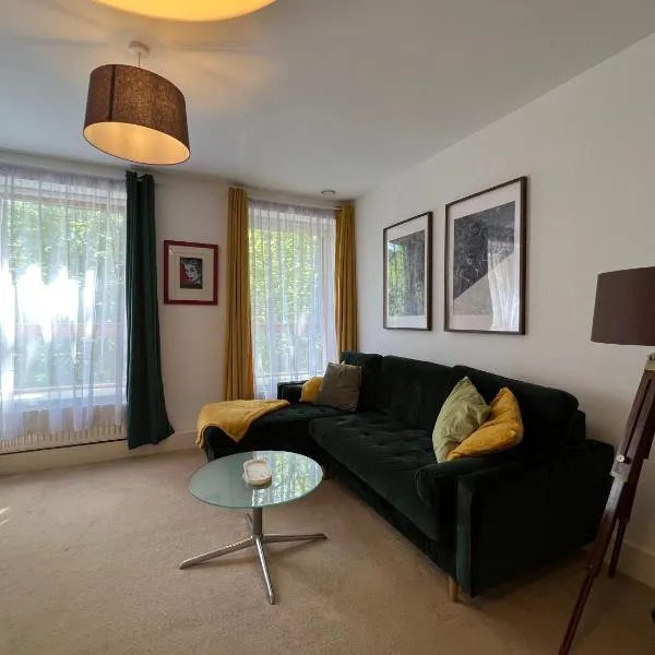 런던에 위치한 호텔 Sleek 1-Bed Apartment in Modern Yates Court