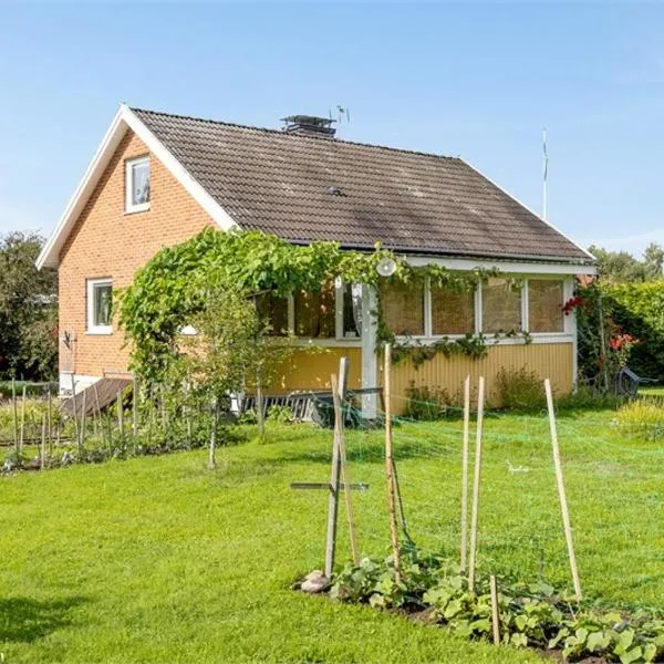 외레브로에 위치한 호텔 Lägenhet i villa i Adolfsberg