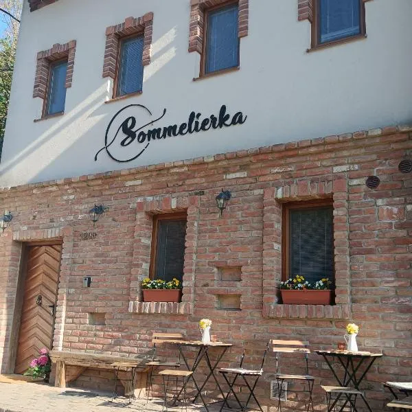 Sommeliérka - ubytování & vinný sklep, hotel i Valtice