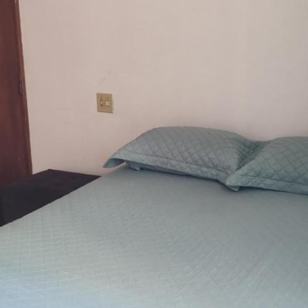 um quarto no apartamento - Foto 4