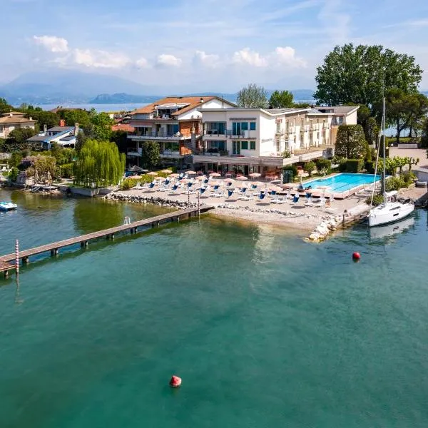 Hotel Tre Vele, hotel v Sirmioneju