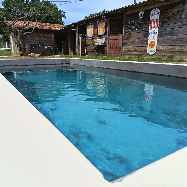 Le Clos des Pigières le Gîte de la Pierre a eau, Hotel in Vaison-la-Romaine