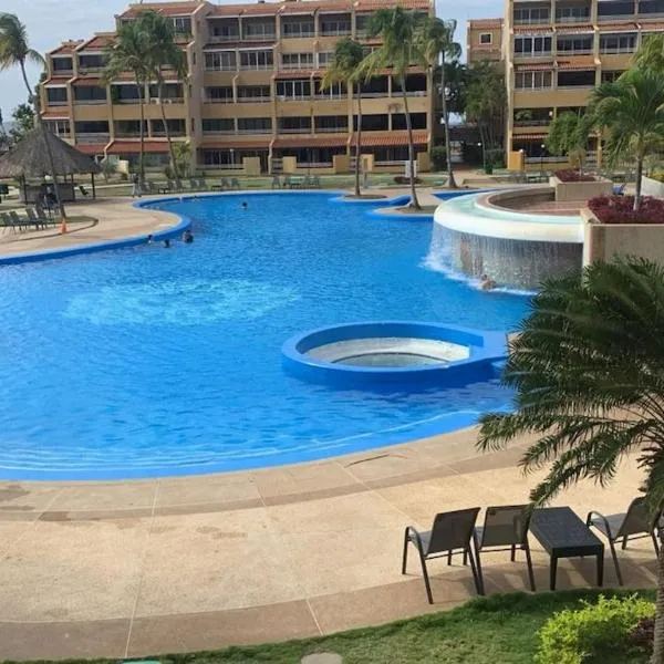 Viesnīca Apartamento en Villasol Suite con acceso a la playa, piscina y seguridad 24h-Lechería pilsētā El Morto de Barcelona