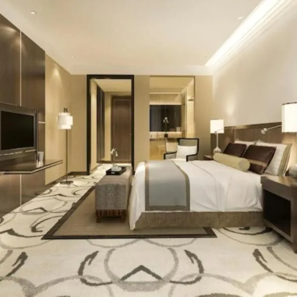 Hotel ECG Grand Inn-Near Delhi international Airport