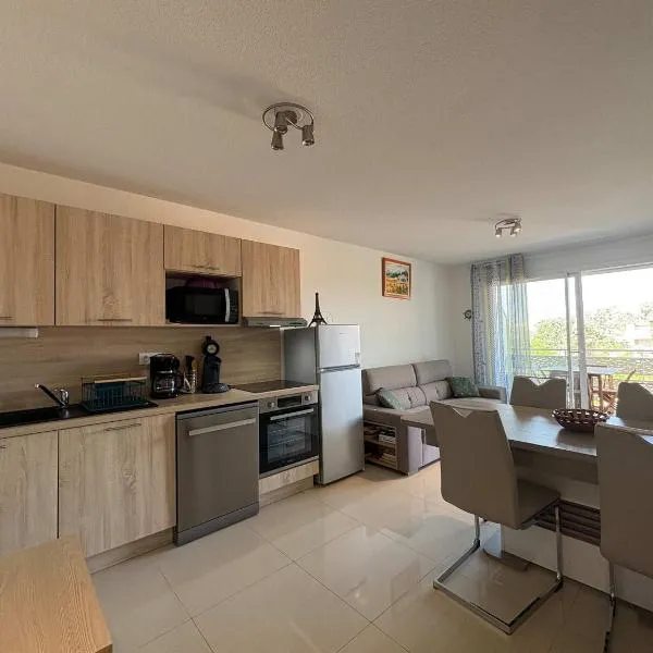 A 150m de la plage - Coquet appartement pour 4 personnes, hotel u gradu Vias