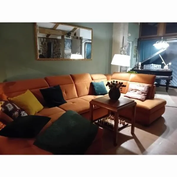 ROSE ROOM for 4 guests in Rose resort Ljubljana, khách sạn ở Ljubljana