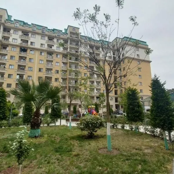 Banu House, hotel v destinácii Sumqayit