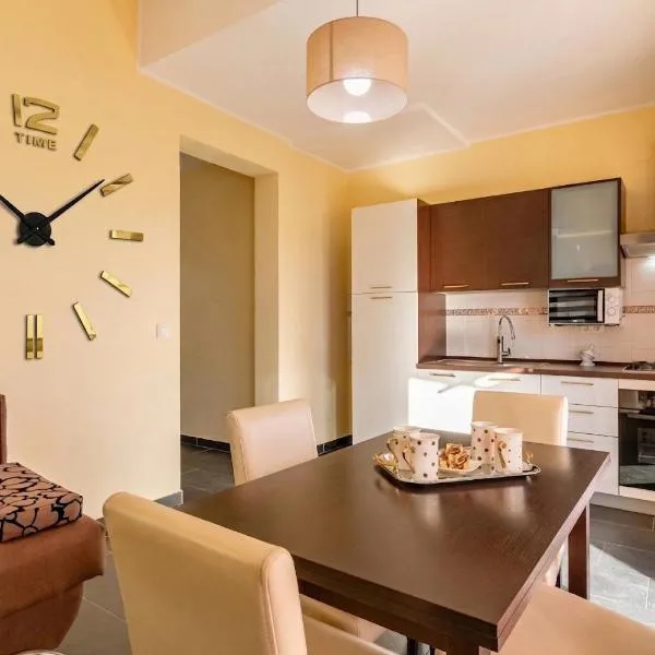 D&A Apartments, hotel in Vela Luka