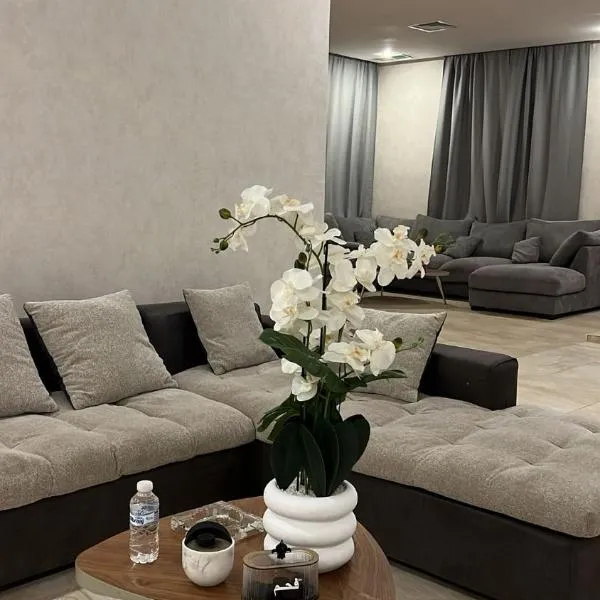 Luxury A2 Chalet COMO, hotel v destinaci Al Khiran