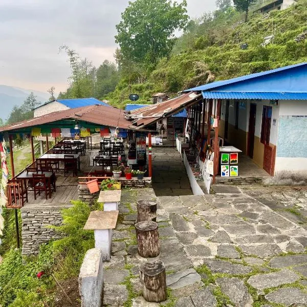 Kimche Guest House, hotel en Astam