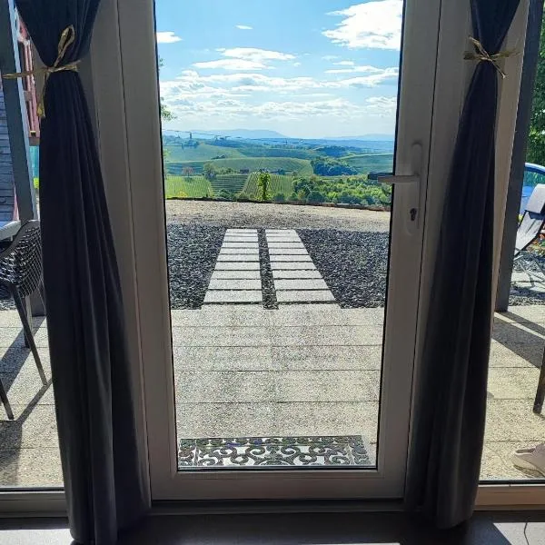 Razgledna Oaza-VIEW OASIS,Holiday Home on Mađerka Hill, hotel em Štrigova