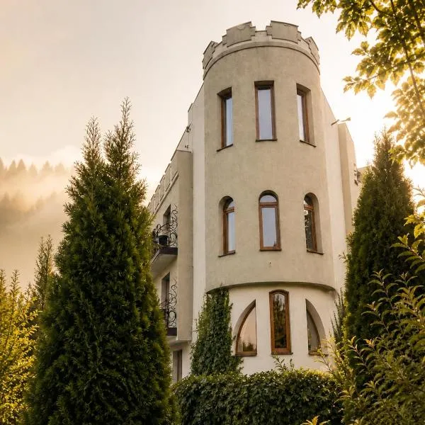 Hotel Three Korony, viešbutis mieste Skhidnica