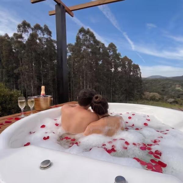 Cabana Privativa na Serra com Hidro, Spa e Lago
