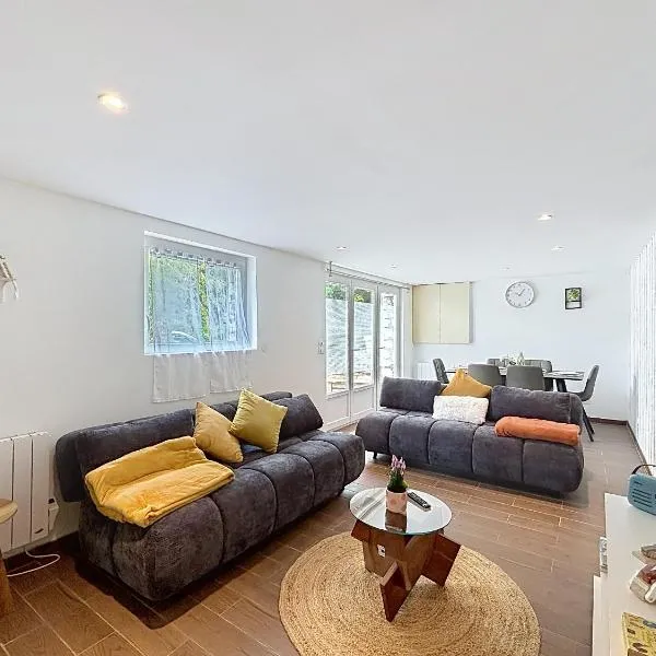 Le Refuge XL, suites familiales et pro, хотел в Вандом