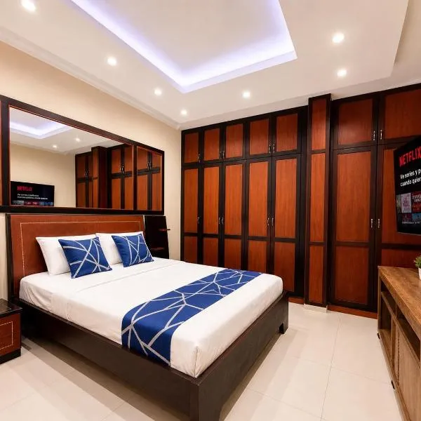 Suites Machala، فندق في ماتشالا