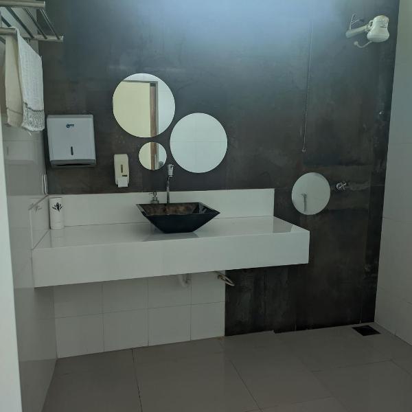O único com café da manhã e piscina - Foto 3