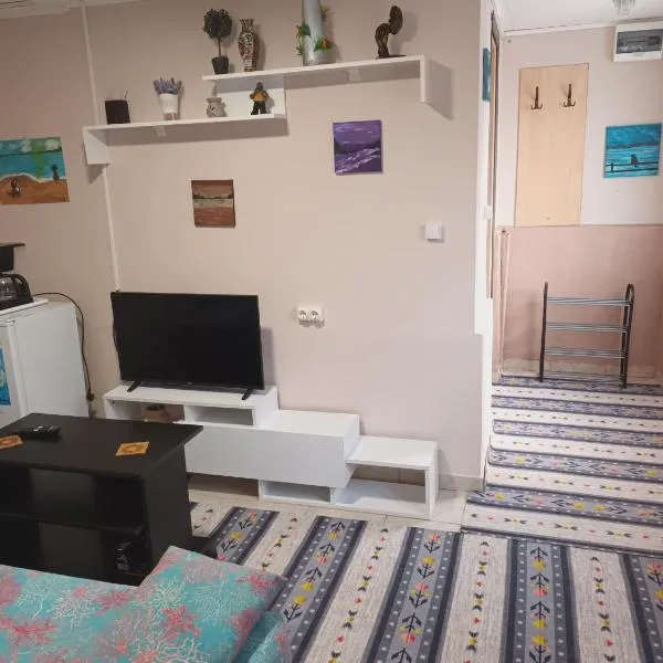 Viesnīca Sun sea quiet Casa Sim in Tuzla pilsētā Tuzla