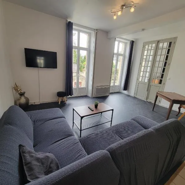 Appartement spacieux, отель в городе Сен-Жан-д'Анжели