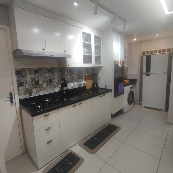 Quarto privativo no Guarujá