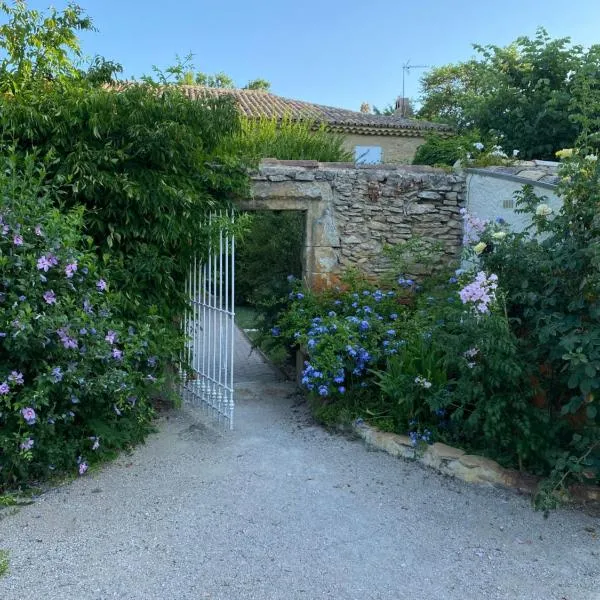 La Mandarine, viešbutis mieste Piolenc