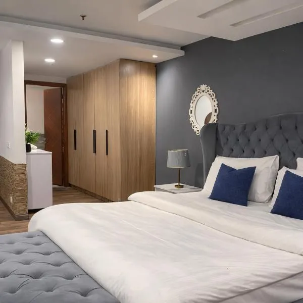 Gold Crest Signature Hotel Serviced Apartments - DHA Lahore, hotell i Lahore
