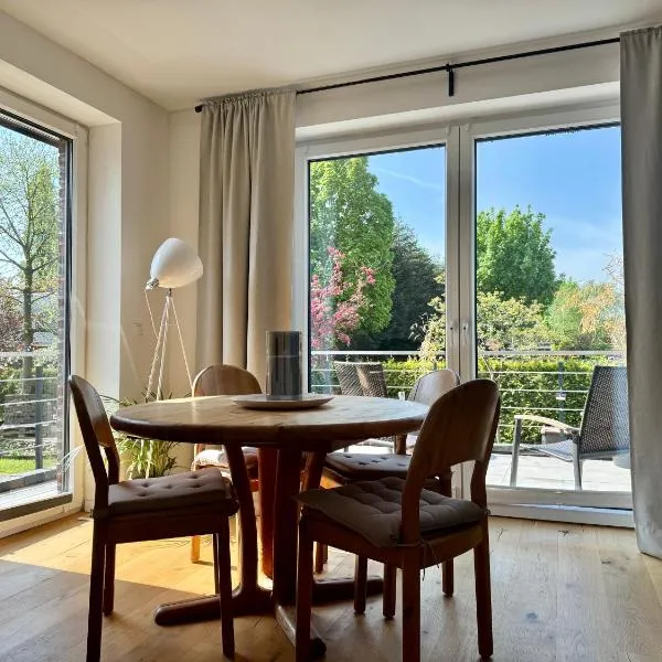Nordseeloft mit privater Terrasse und Sauna: Varel şehrinde bir otel