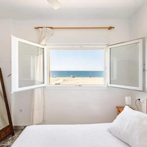 Bright apartment with stunning views, hotel a Cabo de Gata