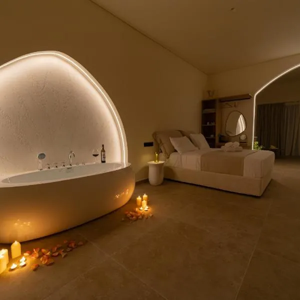 Aelia Suite Romantic Jacuzzi Retreat Private Stay, hotel in Athens