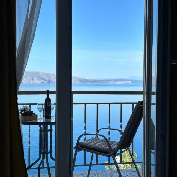 Viesnīca Apartments New Charming pilsētā Senja