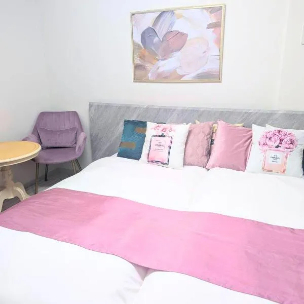 Momo stay – hotel w mieście Okayama