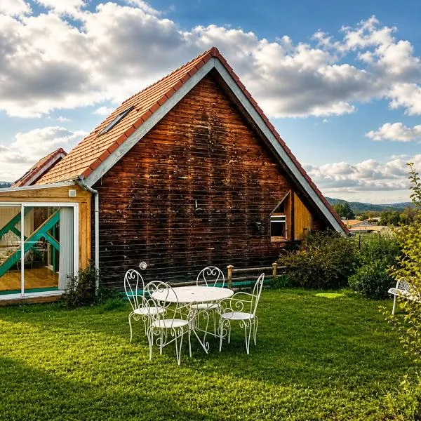 Chalet avec jardin et vue 6 personnes, hotel en Espezel