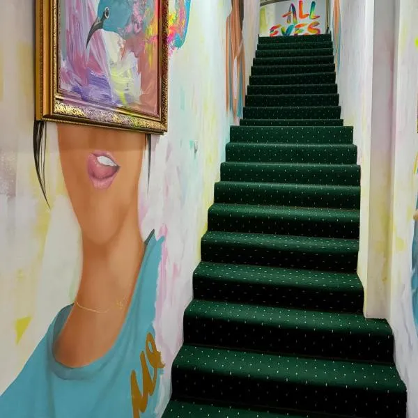 Kamianets-Podilskyi में, होटल All Eyes Hostel
