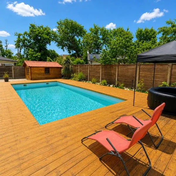 Agréable Maison entre Bordeaux et le Bassin avec option jacuzzi, хотел в Сен-Жан-д'Илак