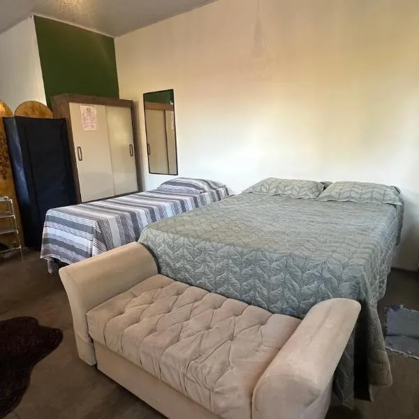 HOSTEL Divinópolis: Divinópolis'te bir otel