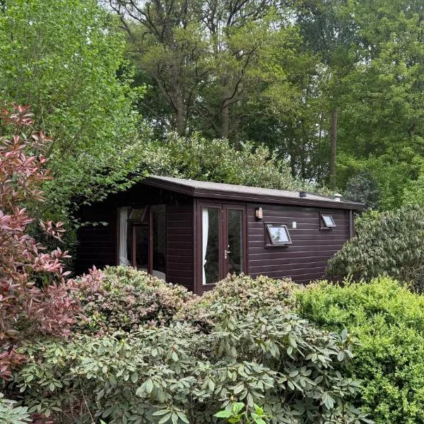 Chalet Kip & Geit incl Sauna & Jacuzzi, מלון בHeino