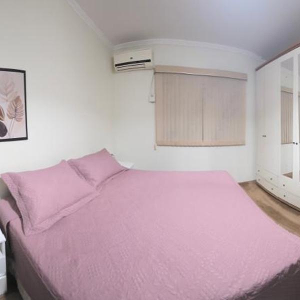 Casa no centro aproveite o melhor de Foz - Foto 2