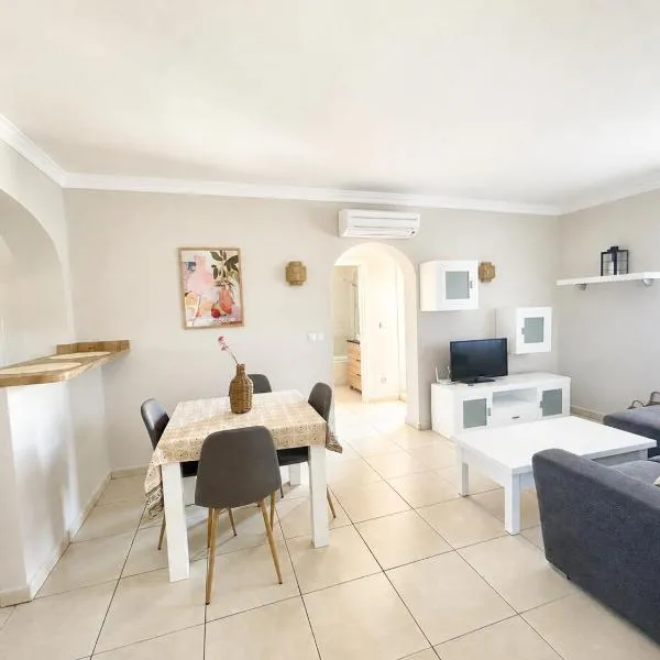 Casas Devesa में, होटल Apartamento en Olivanova