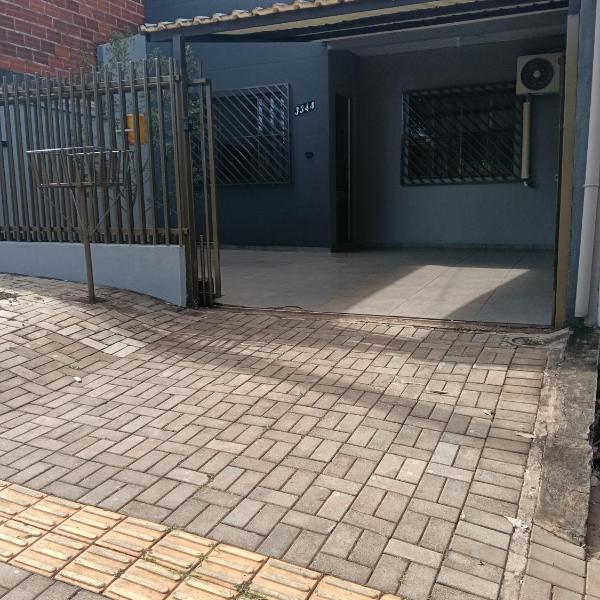 Casa perto centro e paraguai com área gourmet