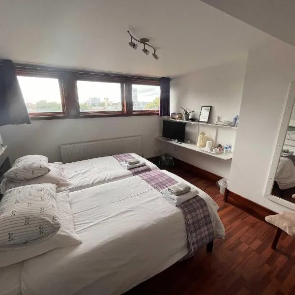 Breeze Guest House, hotel en Bootle