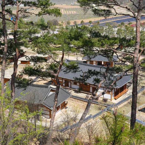 청송 한옥호텔 안, hotel 