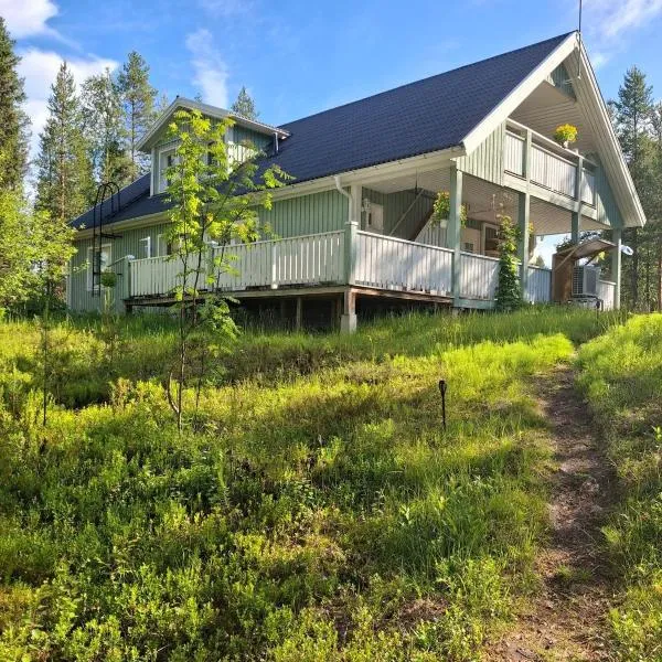 Apartment and beach sauna near KARHUNKIERROS – hotel w mieście Kuusamo