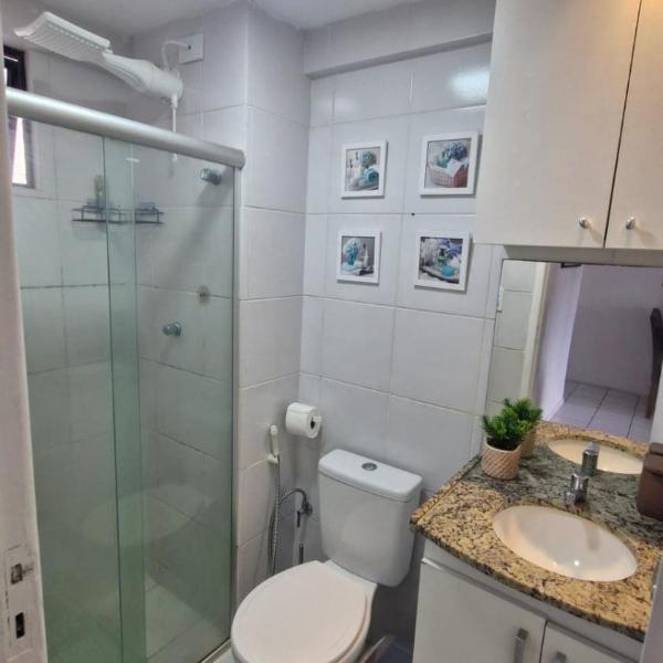 Quarto e Sala Equipado, 01 quadra da praia - Foto 3