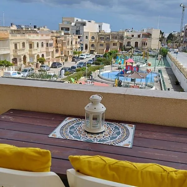 Joseph 2, Charming Retreat with park views and close to the airport, hotel en Siġġiewi