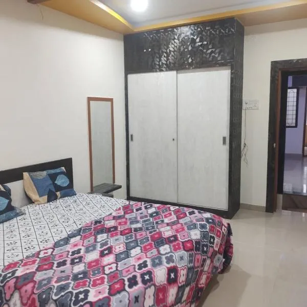 Shiv- Vatsalya Homestay, hotel en Nashik